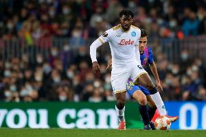 斯基拉：两家英超俱乐部有意那不勒斯中场安古伊萨